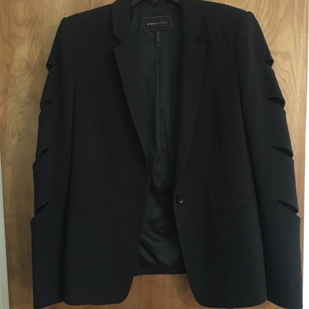 BCBG BLAZER